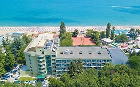 Palm Beach Hotel